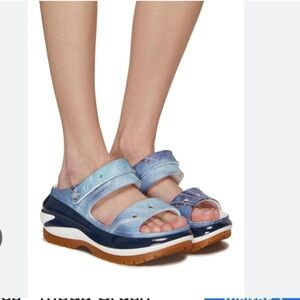 Crocs Mega Crush Denim  Sandal